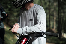 Cargar imagen en el visor de la galería, ION Men MTB Jersey S_Logo DR Longsleeve 2024
