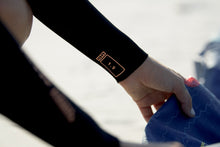 Cargar imagen en el visor de la galería, ION Women Wetsuit Amaze Hot Shorty 1.5 Longsleeve Front Zip 2023