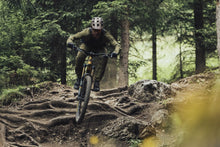 Carica l'immagine nel visualizzatore di Gallery, Maglia MTB a maniche lunghe da uomo modello Scrub