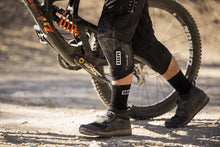 Cargar imagen en el visor de la galería, ION MTB Knee Pads K-Pact Amp HD Unisex 2024
