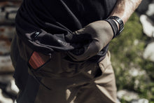 Cargar imagen en el visor de la galería, ION MTB Gloves ION Logo 2024
