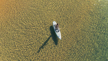 Carica l'immagine nel visualizzatore di Gallery, action_shot