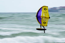 Lade das Bild in den Galerie-Viewer, action_shot