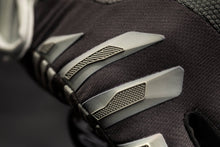 Carica l'immagine nel visualizzatore di Gallery, ION Gloves Scrub AMP 2021