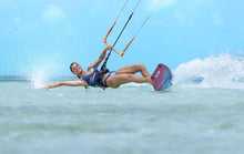 Carica l'immagine nel visualizzatore di Gallery, action_shot