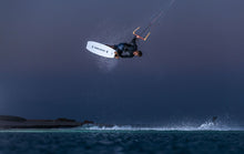 Lade das Bild in den Galerie-Viewer, action_shot