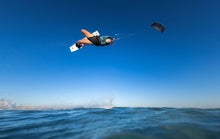 Carica l'immagine nel visualizzatore di Gallery, action_shot