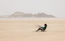 Carica l'immagine nel visualizzatore di Gallery, action_shot