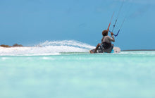 Lade das Bild in den Galerie-Viewer, action_shot