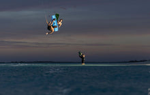 Lade das Bild in den Galerie-Viewer, action_shot