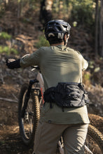 Carica l'immagine nel visualizzatore di Gallery, Marsupio MTB Hipbag Traze 3