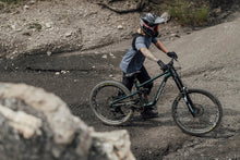 Carica l'immagine nel visualizzatore di Gallery, Maglia MTB a maniche corte Seek Amp Uomo