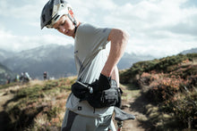 Lade das Bild in den Galerie-Viewer, MTB Hüfttasche Hipbag Plus Traze 3