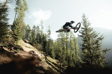 Carica l'immagine nel visualizzatore di Gallery, Caschi MTB Fullface Scrub Amp