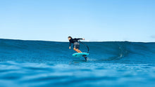 Carica l'immagine nel visualizzatore di Gallery, action_shot