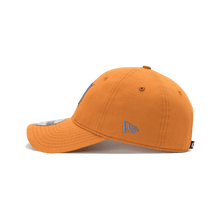 Cargar imagen en el visor de la galería, Duotone Apparel Cap New Era 9Twenty WAVE 2025