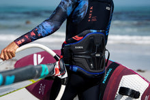 Carica l'immagine nel visualizzatore di Gallery, ION Radium Team Series Windsurf Harness Men 2022