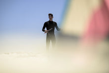 Lade das Bild in den Galerie-Viewer, action_shot