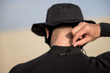 Lade das Bild in den Galerie-Viewer, action_shot