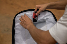 Carica l'immagine nel visualizzatore di Gallery, action_shot