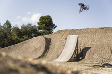 Carica l'immagine nel visualizzatore di Gallery, Pantaloncini MTB Scrub Amp BAT Uomo