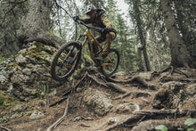 Cargar imagen en el visor de la galería, ION MTB Gloves Shelter Amp Softshell 2024