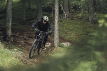 Carica l'immagine nel visualizzatore di Gallery, Anorak MTB unisex modello Shelter 2.5L