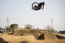Carica l'immagine nel visualizzatore di Gallery, Caschi MTB Seek EU/CE