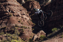 Charger l'image dans la galerie, Genouillères VTT K-Pact Zip
