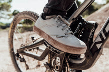 Lade das Bild in den Galerie-Viewer, MTB Flat Pedal Schuhe Seek