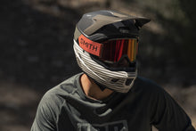 Carica l'immagine nel visualizzatore di Gallery, Caschi MTB Fullface Scrub Amp