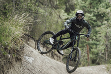 Load image into Gallery viewer, ION MTB Gloves Scrub Select 2024