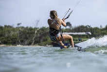 Cargar imagen en el visor de la galería, ION Nova Kite Harness Women 2023