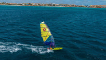 Carica l'immagine nel visualizzatore di Gallery, action_shot
