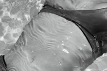 Carica l'immagine nel visualizzatore di Gallery, action_shot
