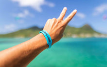 Lade das Bild in den Galerie-Viewer, Duotone Wristband (10pcs) 2024