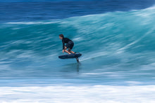 Carica l'immagine nel visualizzatore di Gallery, action_shot