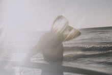 Cargar imagen en el visor de la galería, ION Women Wetsuit Element 5/4 Back Zip 2023