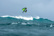 Lade das Bild in den Galerie-Viewer, action_shot