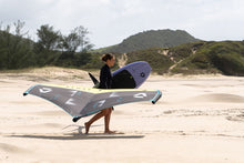 Carica l'immagine nel visualizzatore di Gallery, action_shot