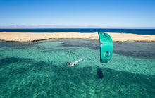 Carica l'immagine nel visualizzatore di Gallery, action_shot