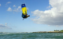Lade das Bild in den Galerie-Viewer, action_shot