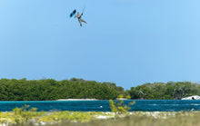 Lade das Bild in den Galerie-Viewer, action_shot