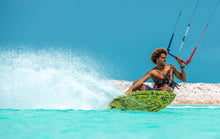 Carica l'immagine nel visualizzatore di Gallery, action_shot