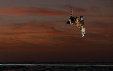 Lade das Bild in den Galerie-Viewer, action_shot