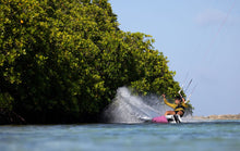 Carica l'immagine nel visualizzatore di Gallery, action_shot