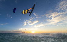 Carica l'immagine nel visualizzatore di Gallery, action_shot