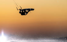 Carica l'immagine nel visualizzatore di Gallery, action_shot
