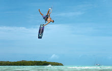 Carica l'immagine nel visualizzatore di Gallery, action_shot