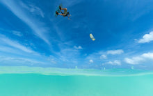 Carica l'immagine nel visualizzatore di Gallery, action_shot